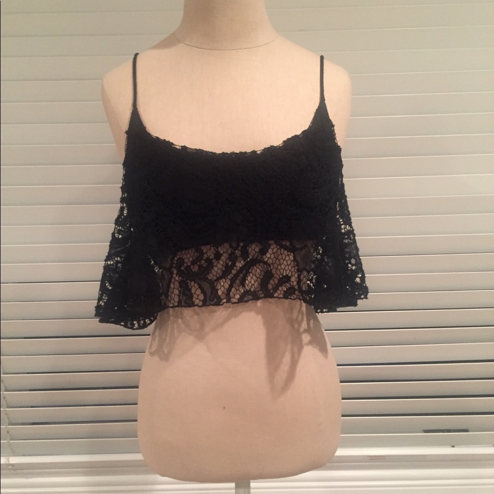 Lace crop